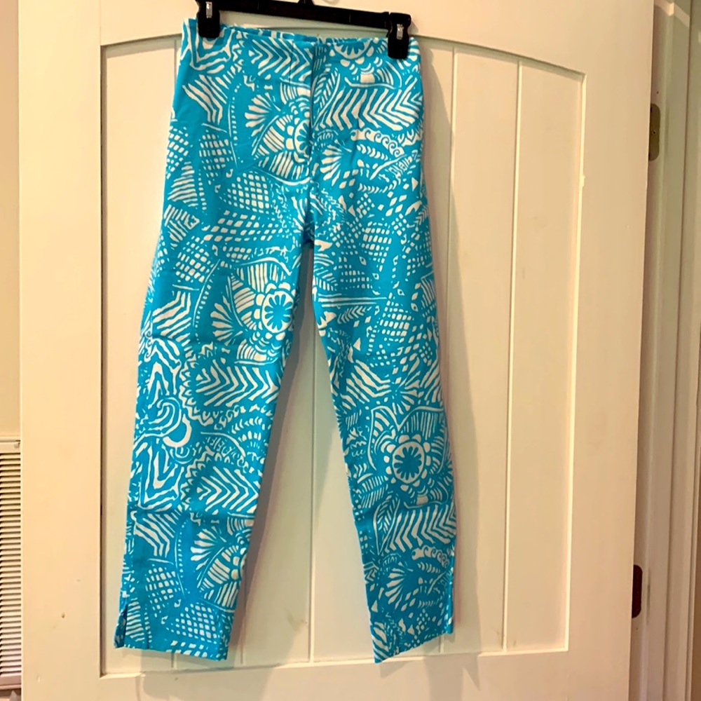 Tropical blue and white Elliott Lauren ankle pants